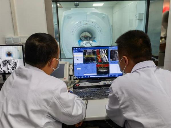  圣埃蒂安传统豪门复苏，青训体系重焕生机  